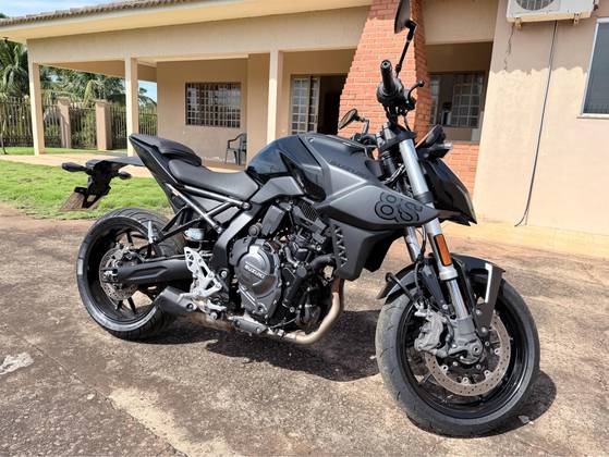 SUZUKI GSX-8S SUZUKI GSX-8S